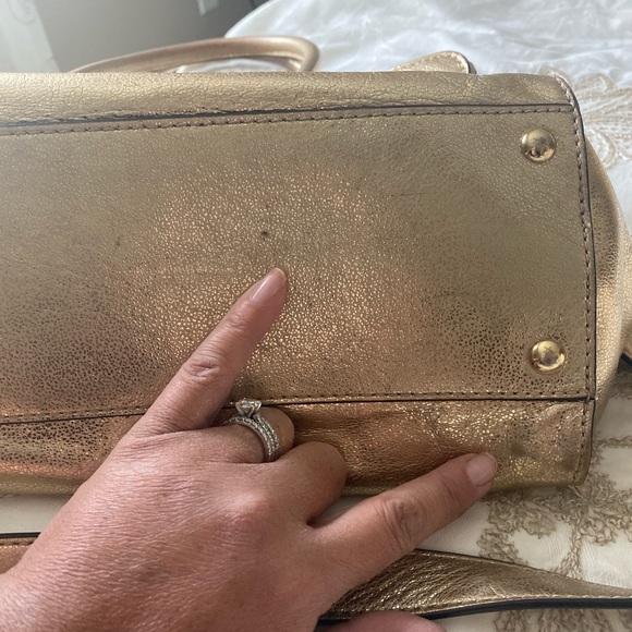 Michael Kors tote - Picture 7 of 8